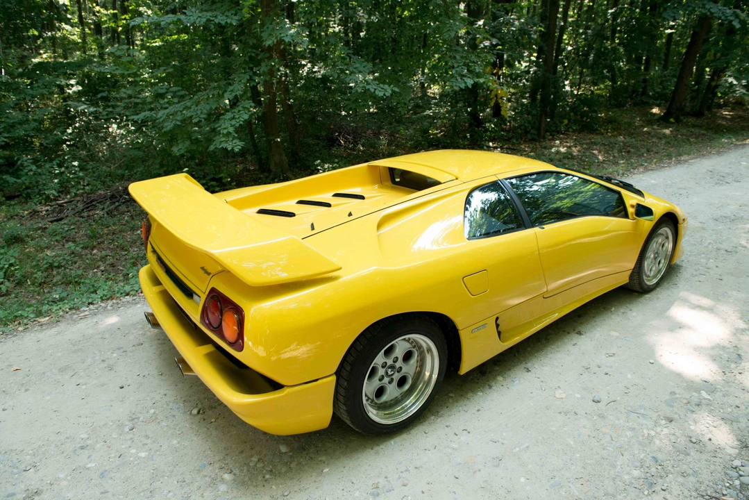 1991 Lamborghini Diablo - Image 13 of 19