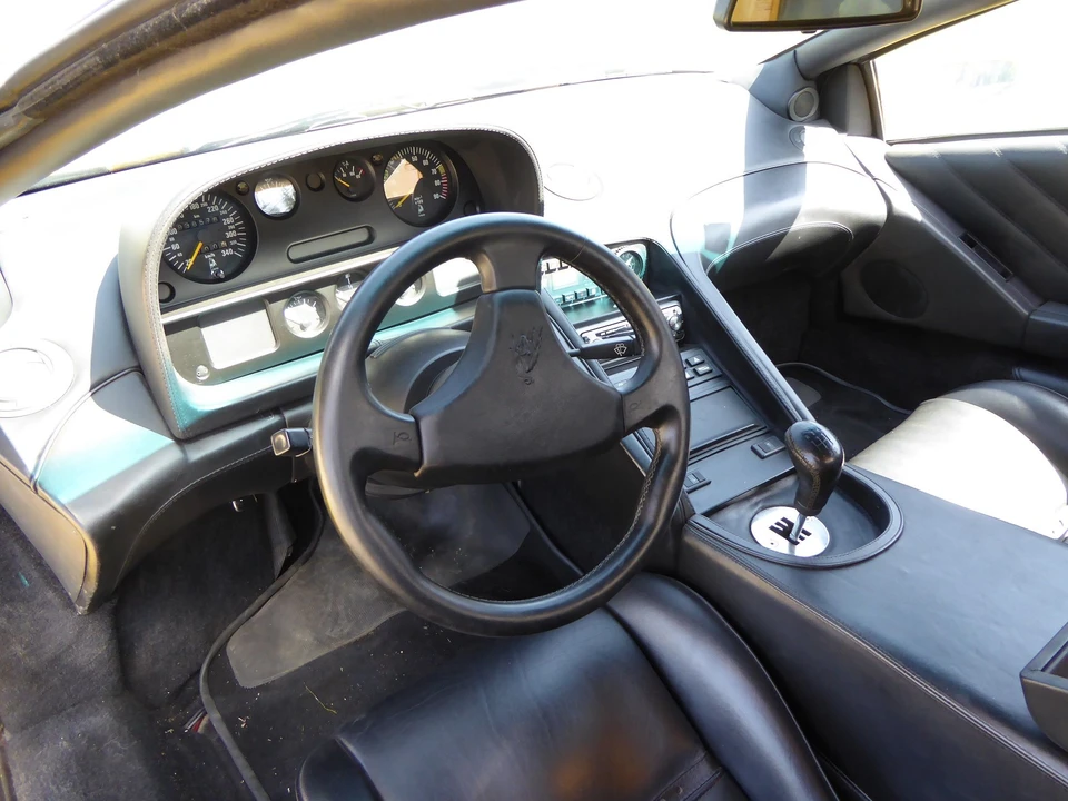 1991 Lamborghini Diablo - Image 15 of 19