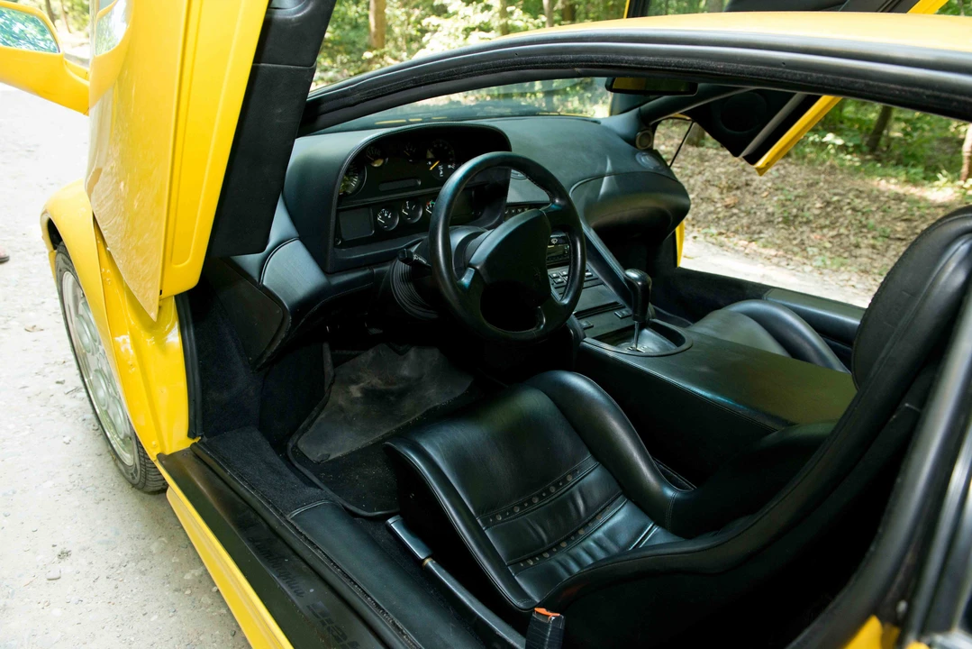 1991 Lamborghini Diablo - Image 5 of 19