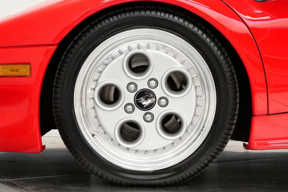 1991 Lamborghini Diablo - Image 6 of 16