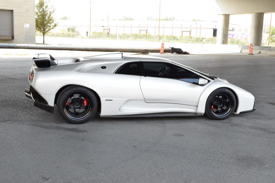 1991 Lamborghini Diablo - Image 11 of 31
