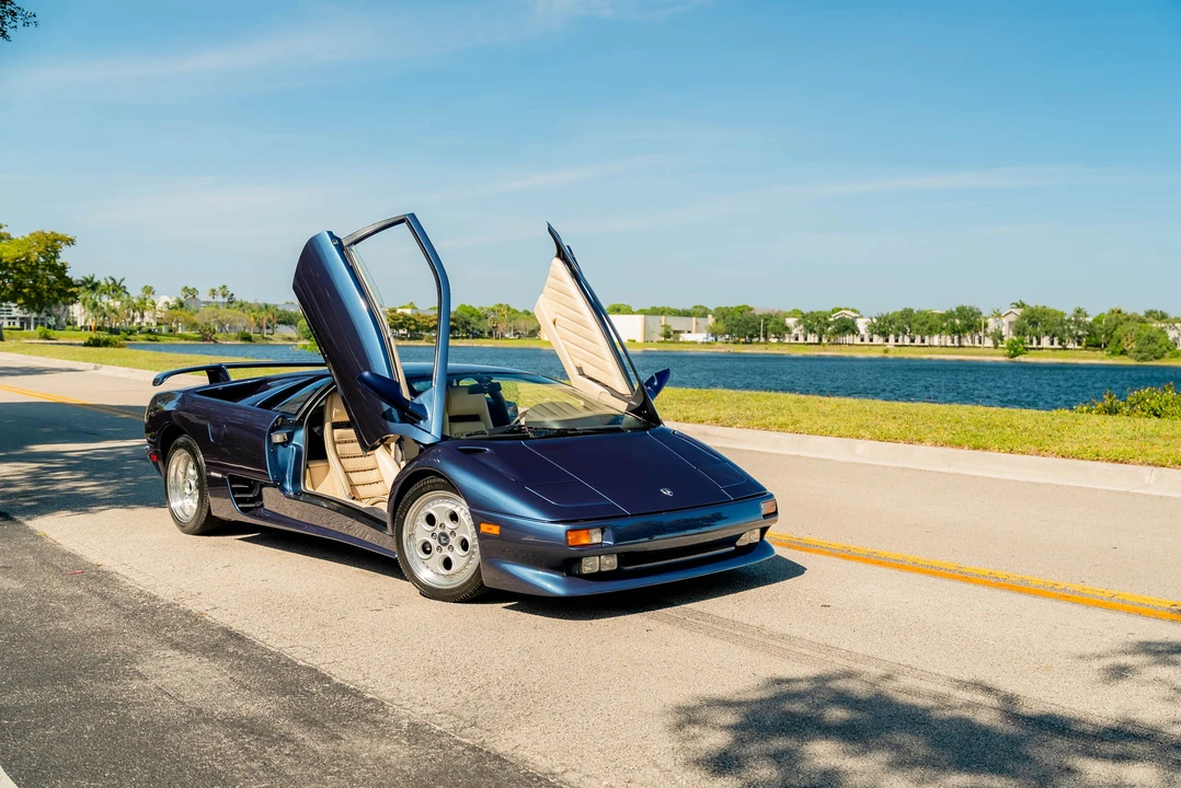 1991 Lamborghini Diablo - Image 9 of 31