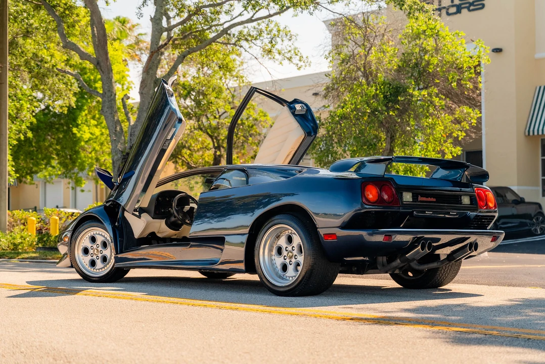 1991 Lamborghini Diablo - Image 4 of 31