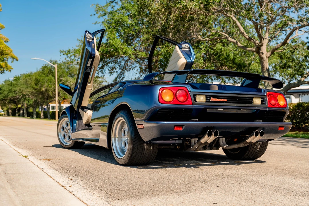 1991 Lamborghini Diablo - Image 21 of 31