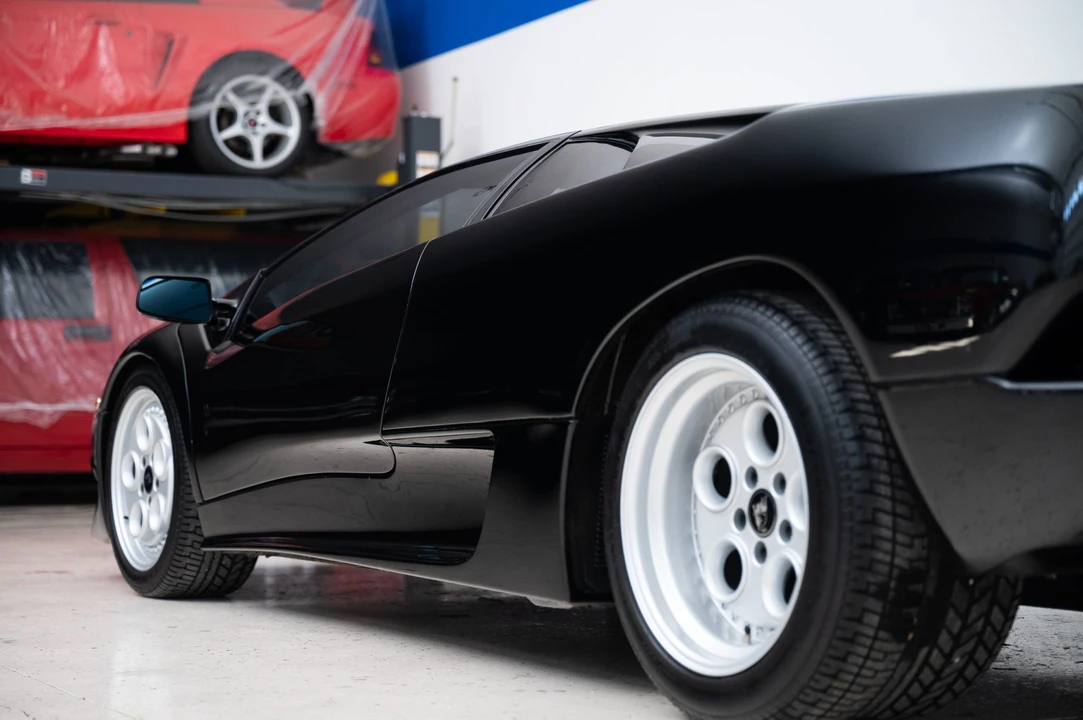 1991 Lamborghini Diablo - Image 29 of 31
