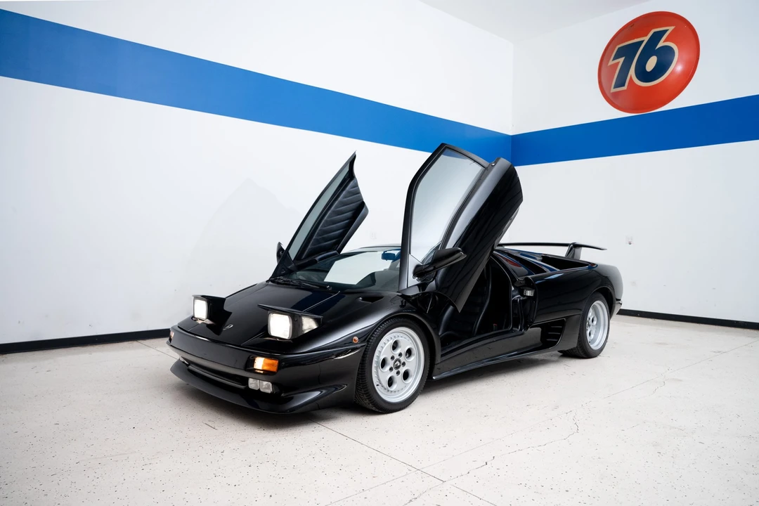 1991 Lamborghini Diablo - Image 13 of 31