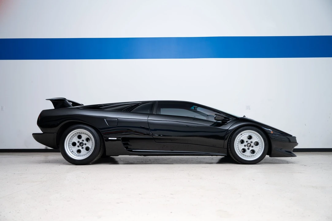 1991 Lamborghini Diablo - Image 10 of 31