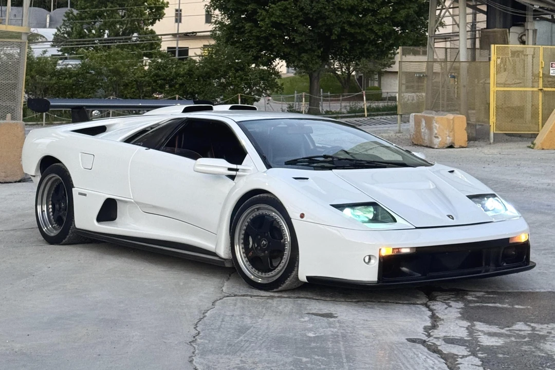 1991 Lamborghini Diablo - Image 2 of 31