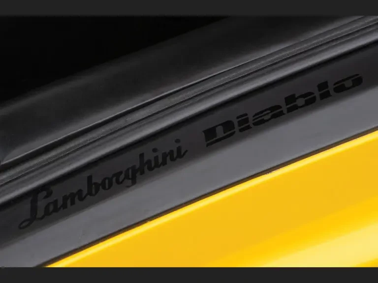 1991 Lamborghini Diablo - Image 16 of 31