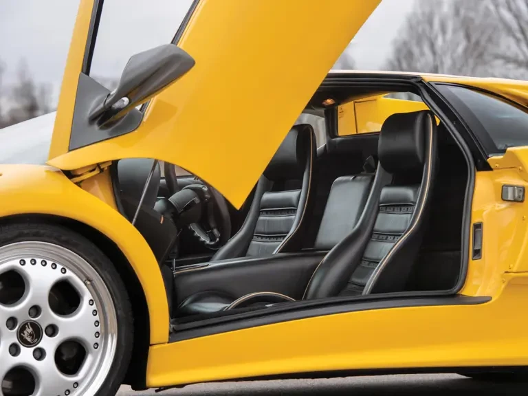 1991 Lamborghini Diablo - Image 15 of 31