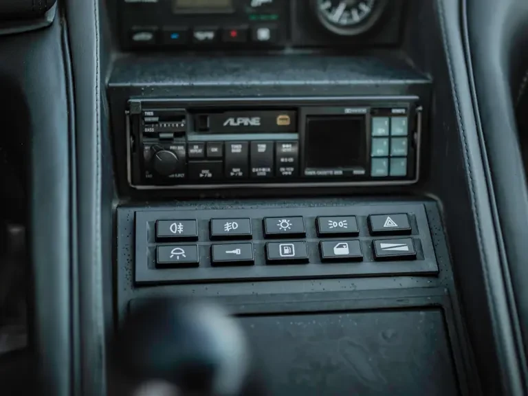 1991 Lamborghini Diablo - Image 18 of 31