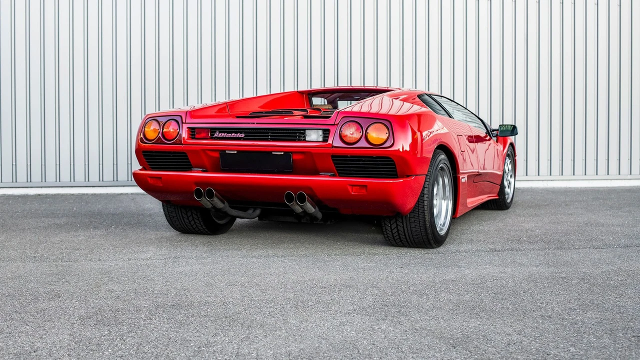 1991 Lamborghini Diablo - Image 15 of 31