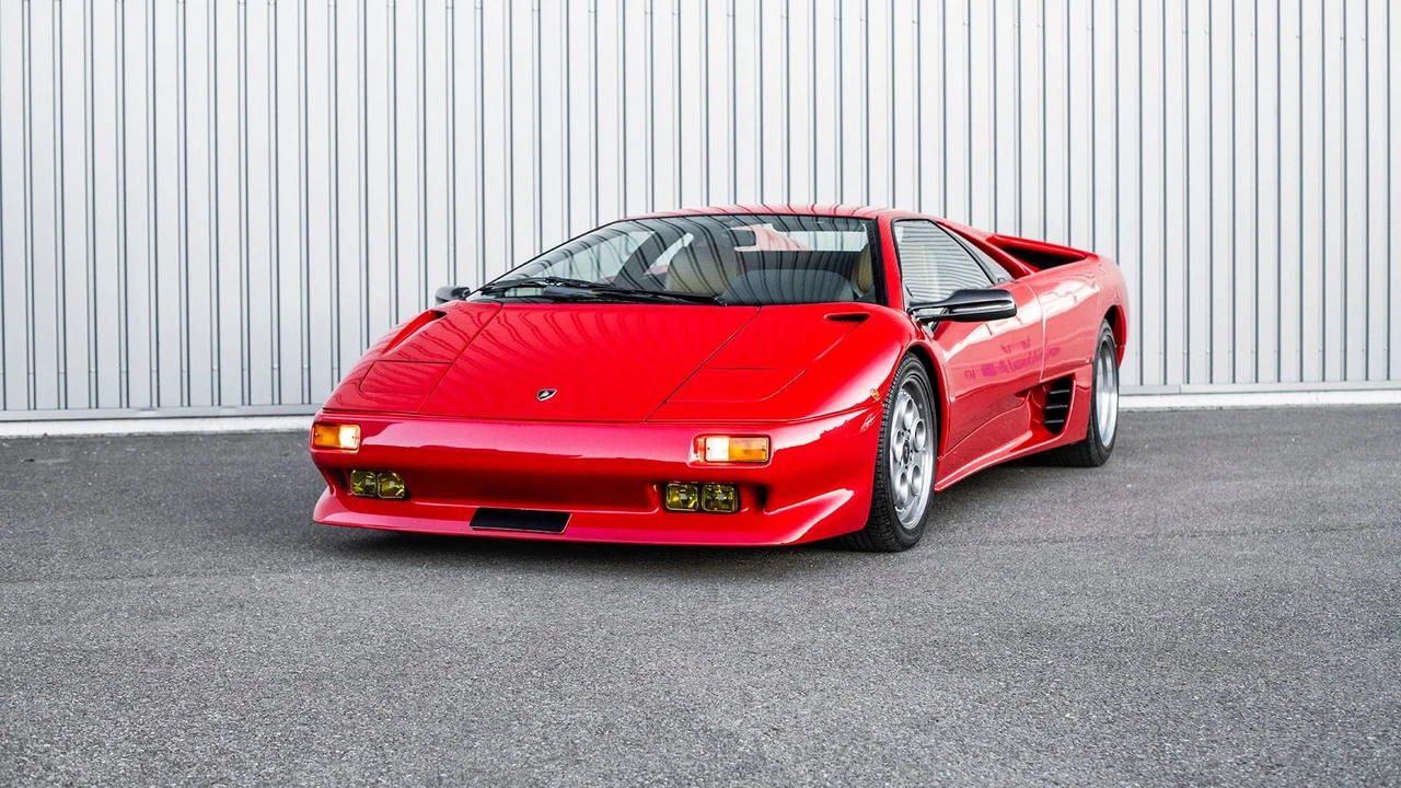 1991 Lamborghini Diablo - Image 11 of 31