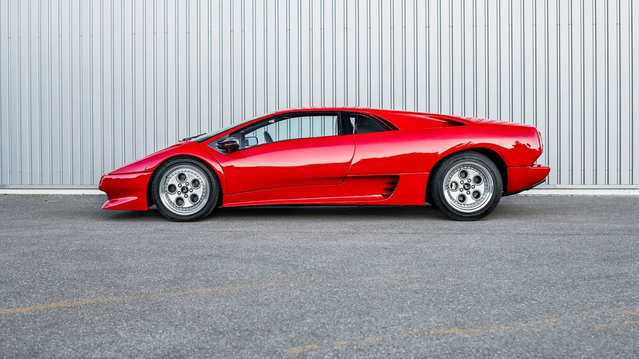 1991 Lamborghini Diablo - Image 2 of 31