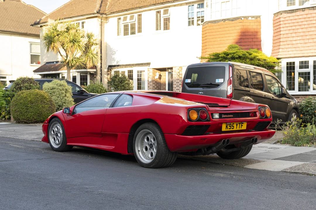 1991 Lamborghini Diablo - Image 8 of 31