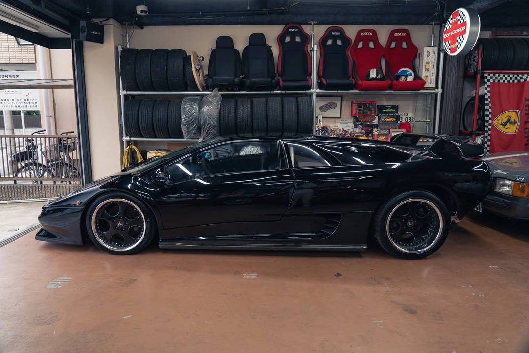1991 Lamborghini Diablo - Image 16 of 31