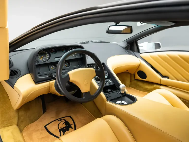 1991 Lamborghini Diablo - Image 5 of 31