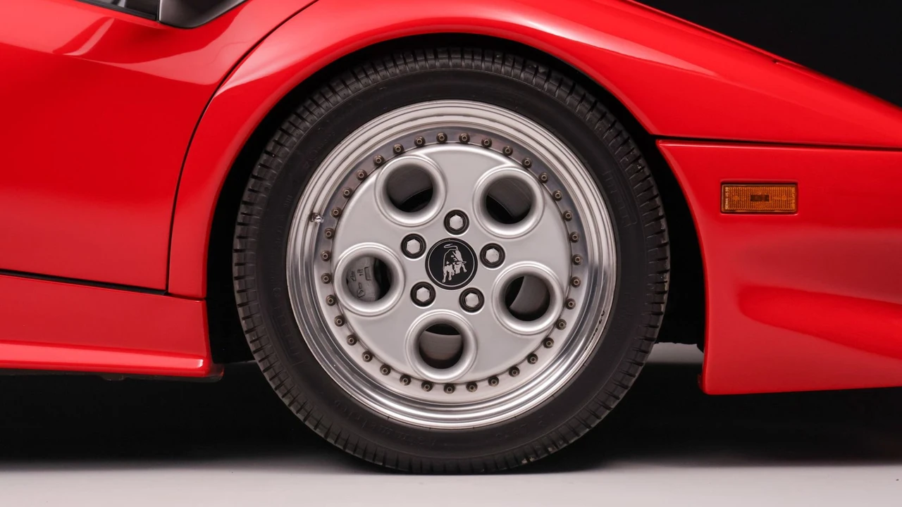 1991 Lamborghini Diablo - Image 29 of 31