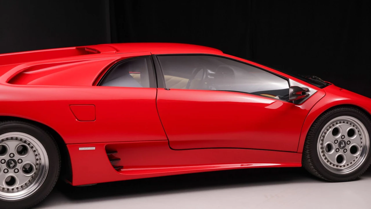 1991 Lamborghini Diablo - Image 23 of 31