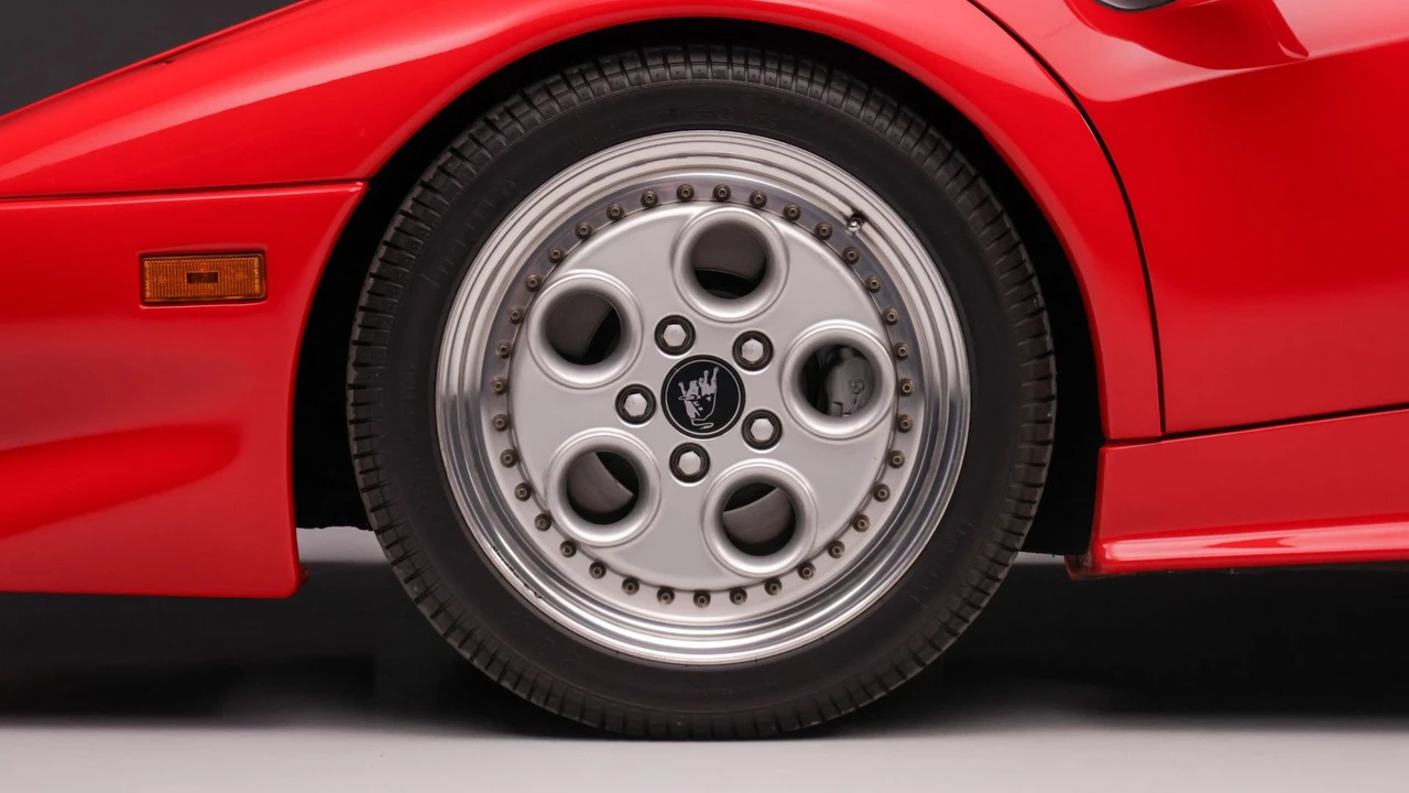 1991 Lamborghini Diablo - Image 24 of 31