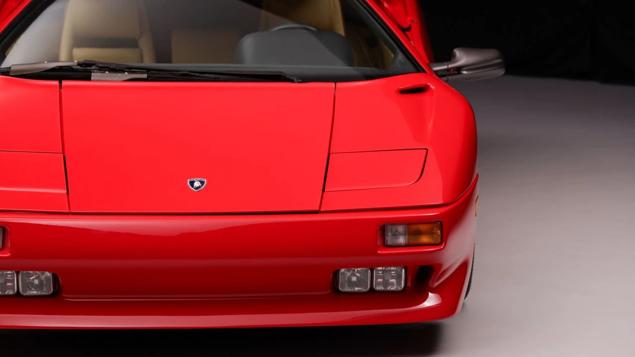 1991 Lamborghini Diablo - Image 16 of 31
