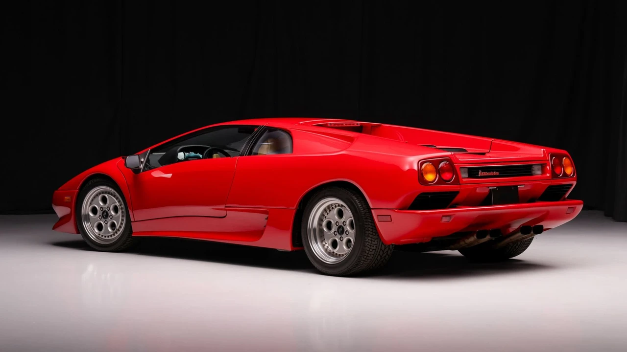 1991 Lamborghini Diablo - Image 14 of 31