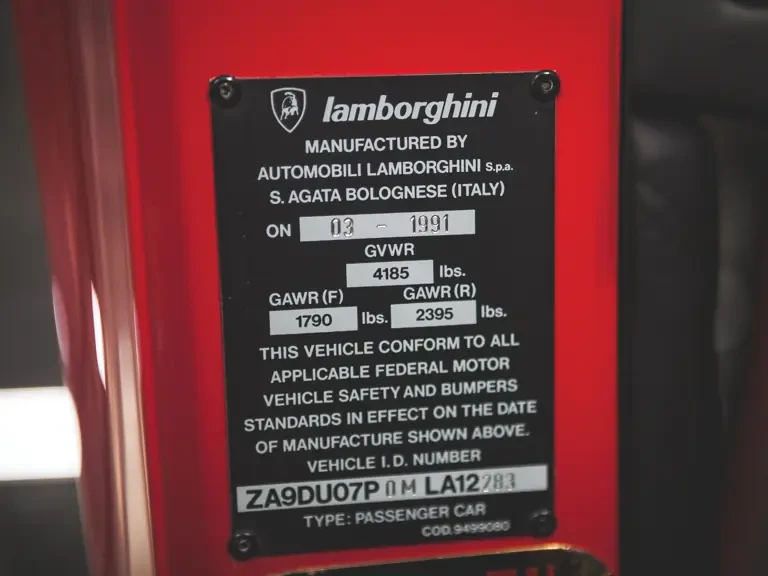 1991 Lamborghini Diablo - Image 22 of 24