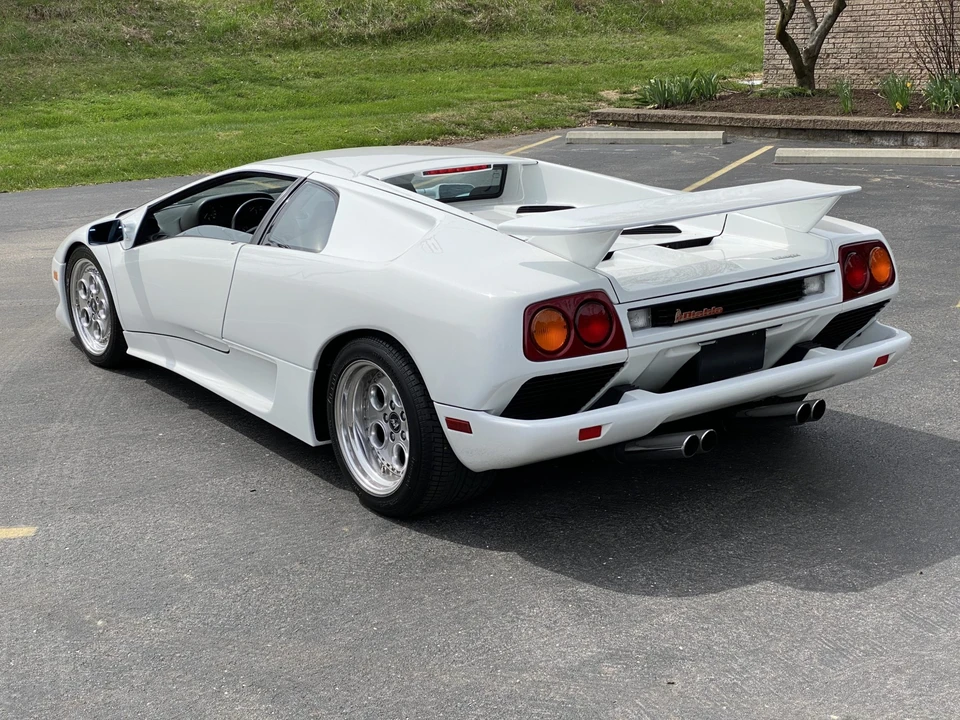 1991 Lamborghini Diablo - Image 10 of 31