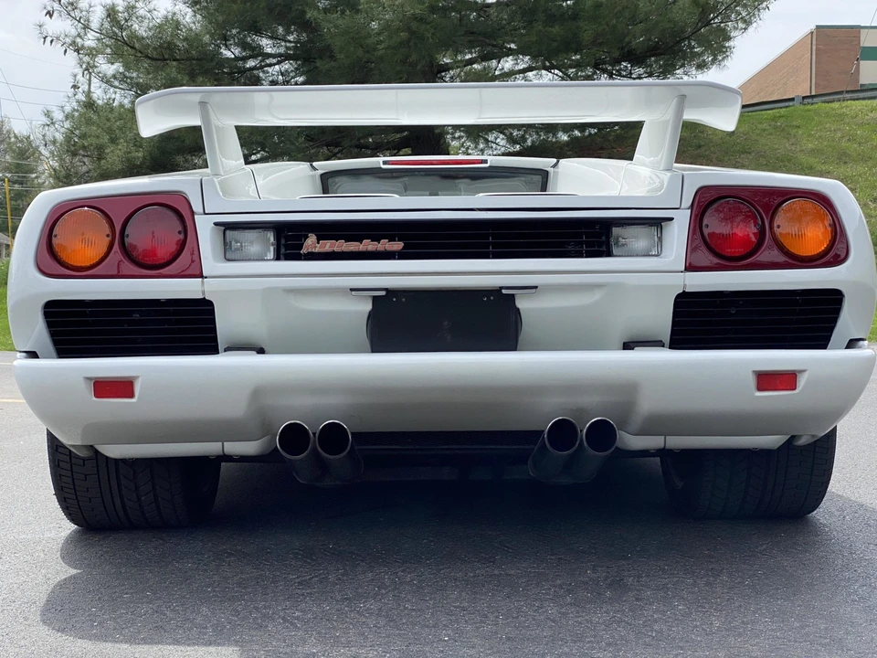 1991 Lamborghini Diablo - Image 13 of 31