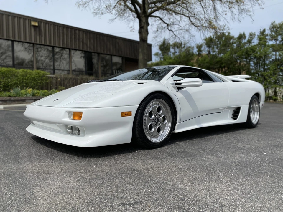 1991 Lamborghini Diablo - Image 17 of 31