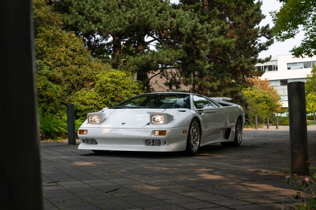 1991 Lamborghini Diablo - Image 2 of 31