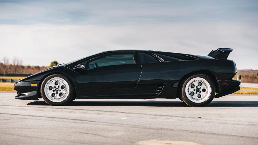 1991 Lamborghini Diablo - Image 2 of 31