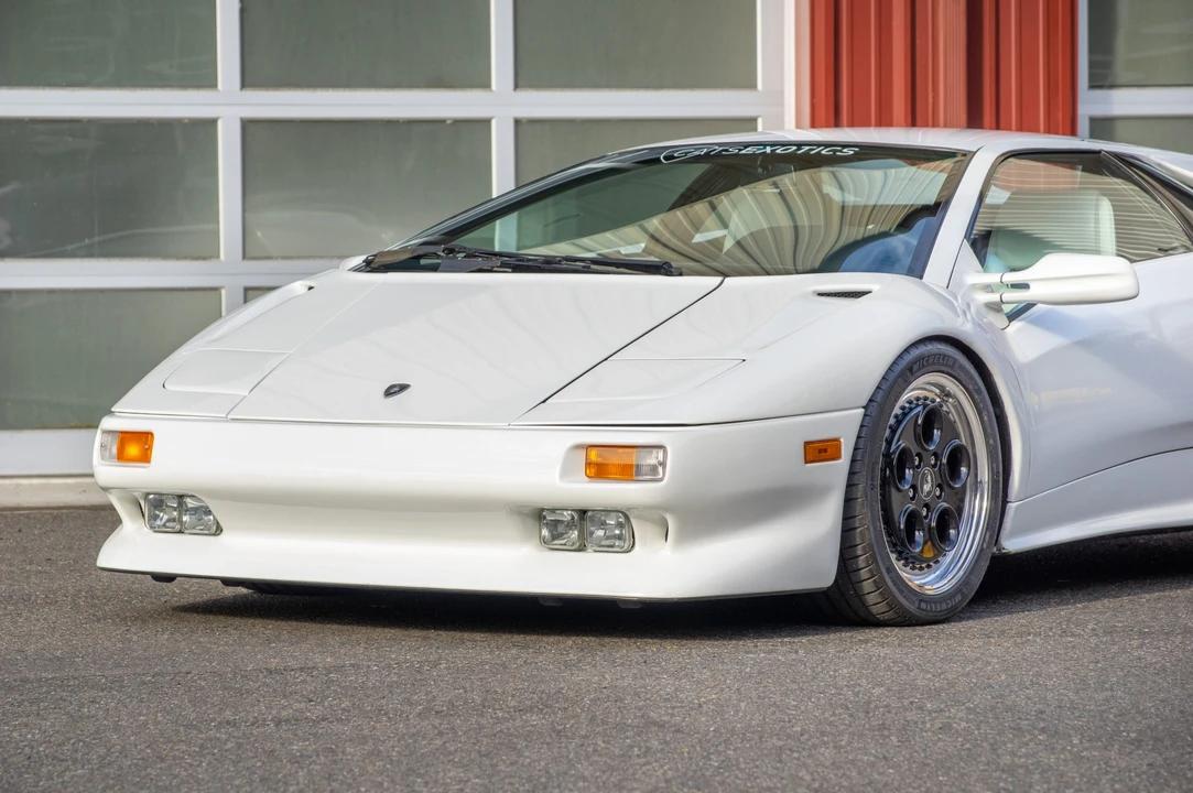 1991 Lamborghini Diablo - Image 10 of 31