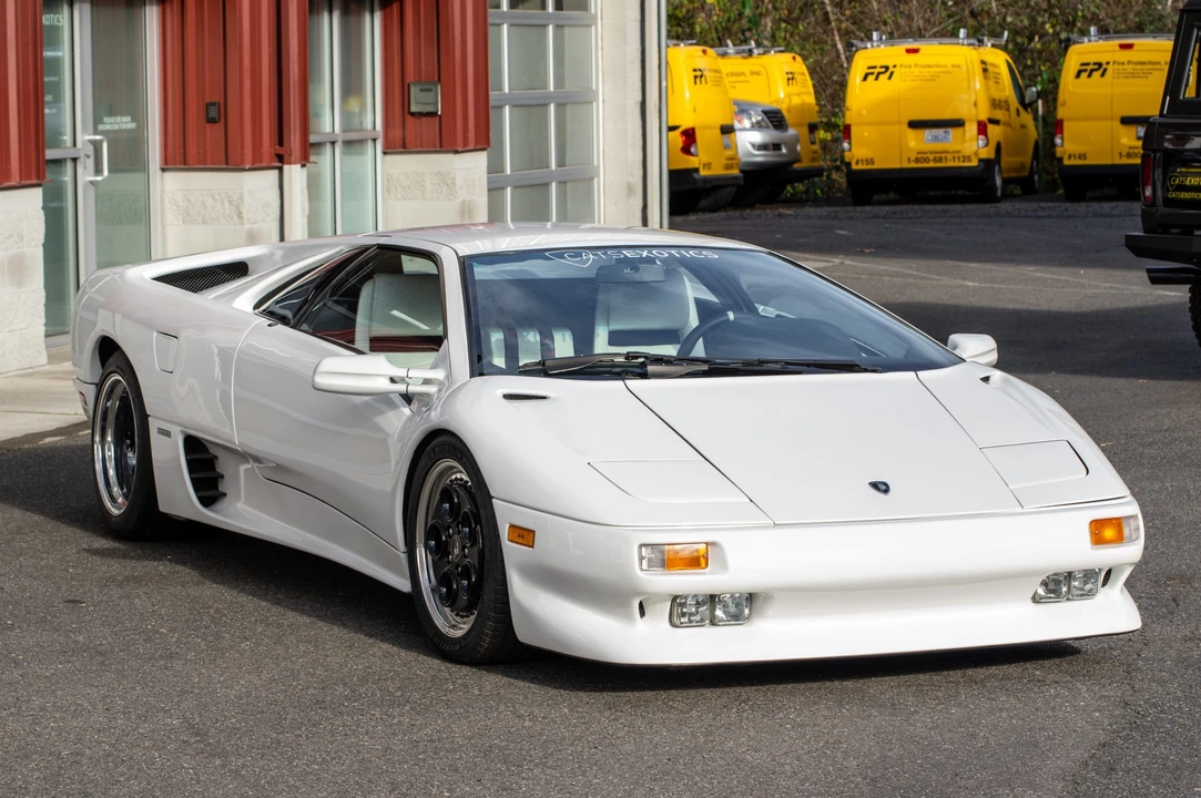 1991 Lamborghini Diablo - Image 7 of 31