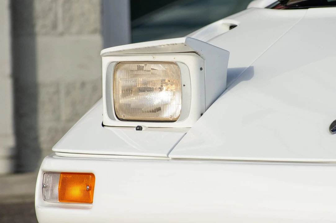 1991 Lamborghini Diablo - Image 24 of 31