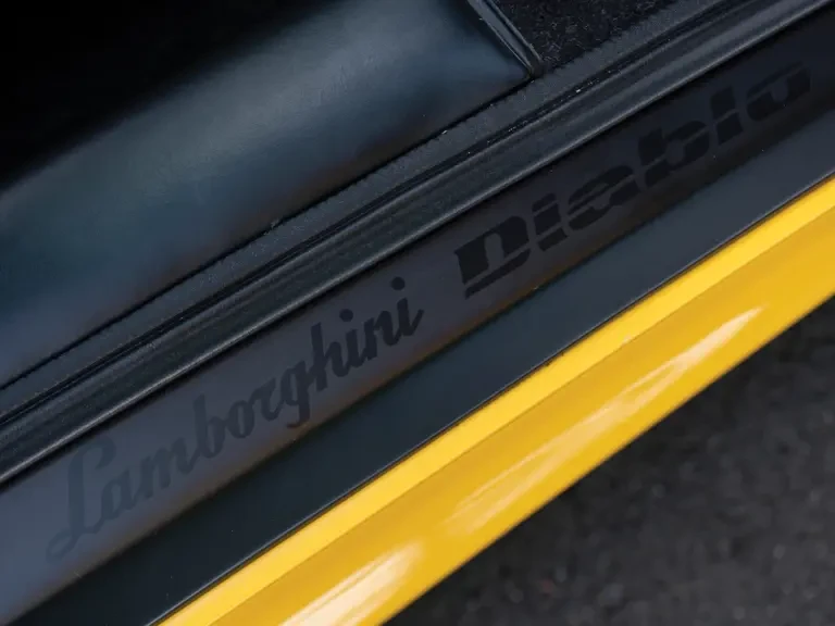 1991 Lamborghini Diablo - Image 15 of 22
