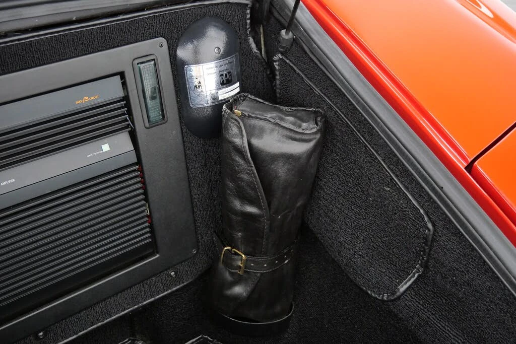 1991 Lamborghini Diablo - Image 29 of 31