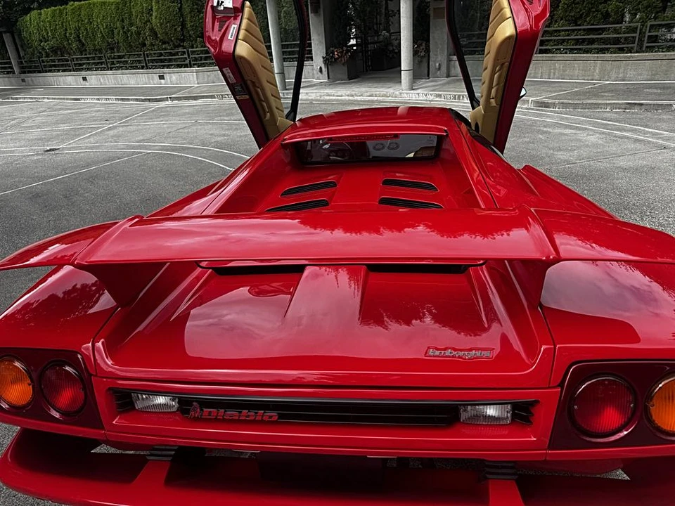1991 Lamborghini Diablo - Image 12 of 31