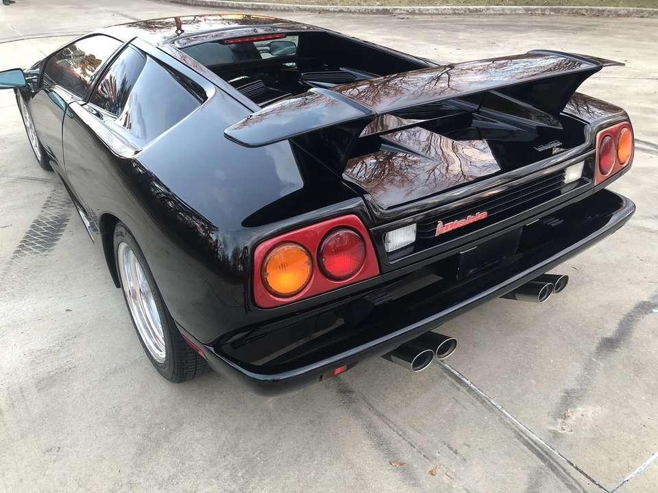 1991 Lamborghini Diablo - Image 8 of 31