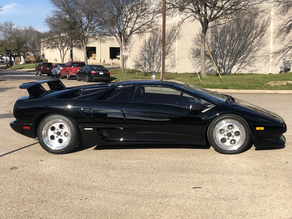 1991 Lamborghini Diablo - Image 15 of 31