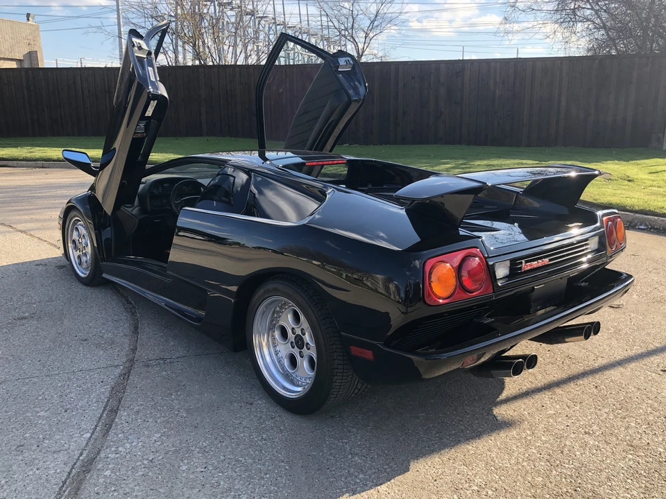 1991 Lamborghini Diablo - Image 21 of 31