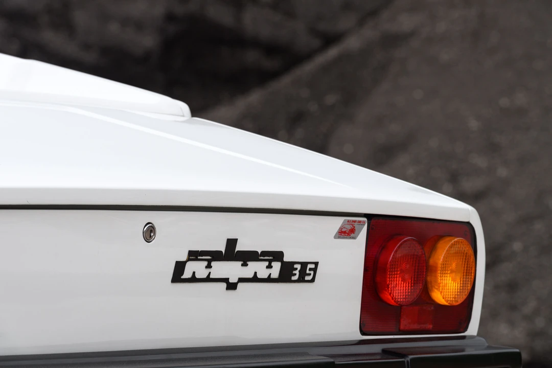 1991 Lamborghini Jalpa - Image 11 of 28