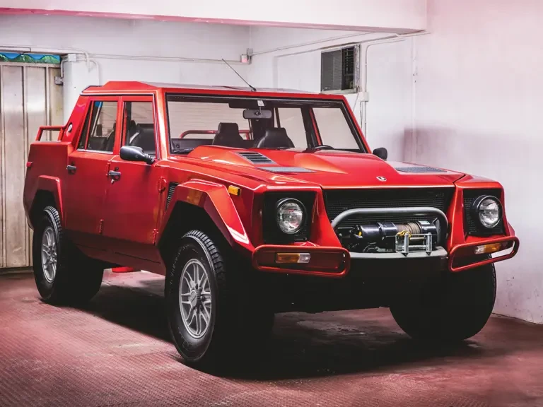 1991 Lamborghini LM002 - Image 2 of 27