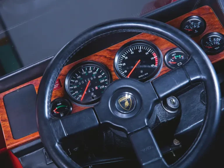 1991 Lamborghini LM002 - Image 11 of 27