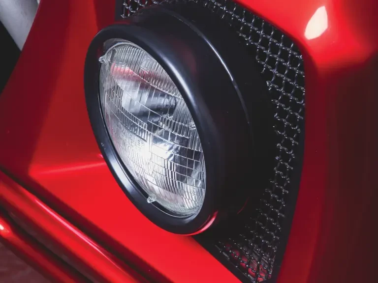 1991 Lamborghini LM002 - Image 21 of 27