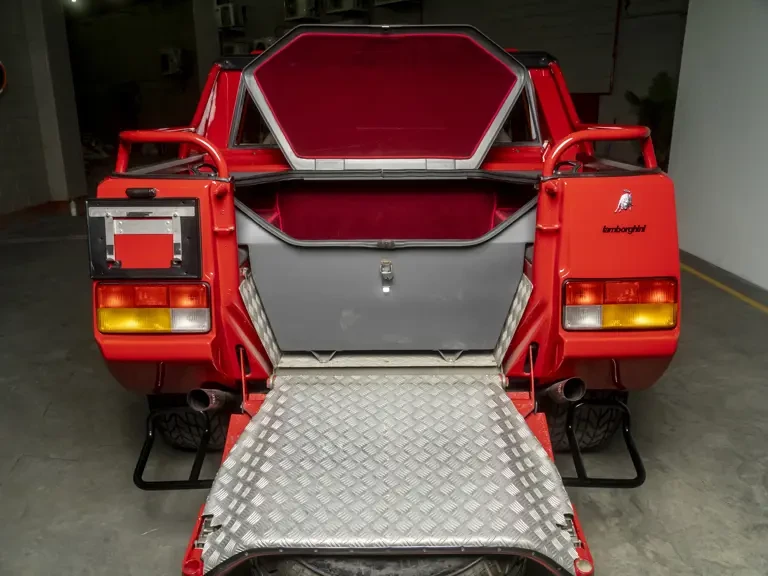 1991 Lamborghini LM002 - Image 30 of 31