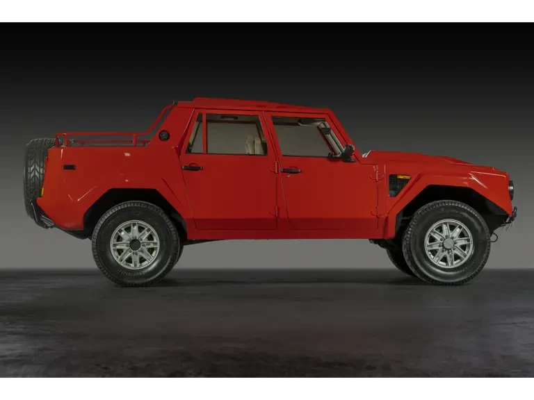 1991 Lamborghini LM002 - Image 6 of 31