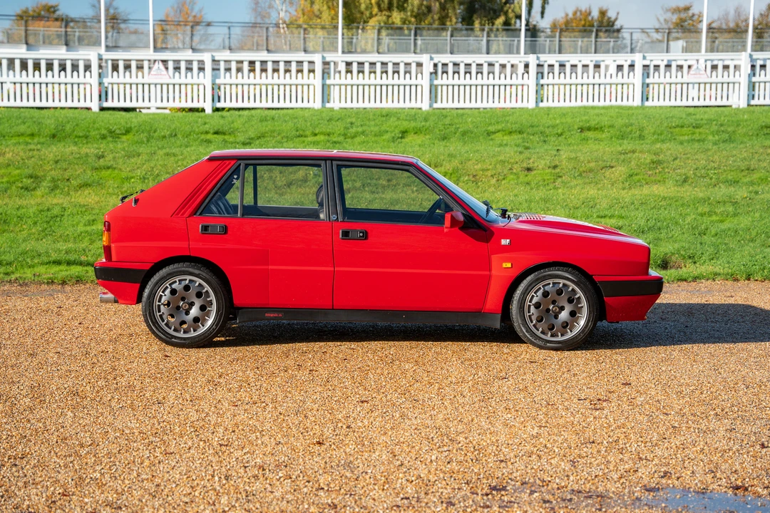 1991 Lancia Delta 1st Gen - Image 17 of 31