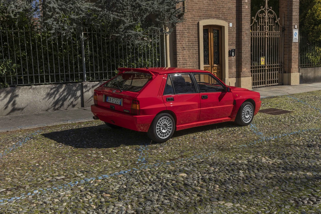 1992 Lancia Delta 1st Gen - Image 13 of 31
