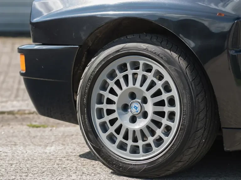 1991 Lancia Delta 1st Gen - Image 15 of 23
